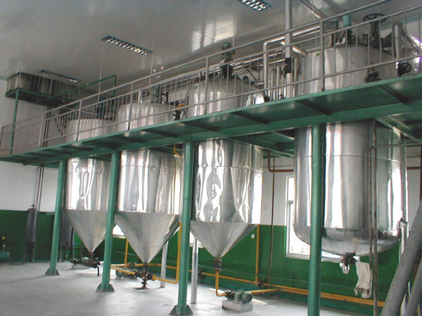 Sunflower oil bleaching process