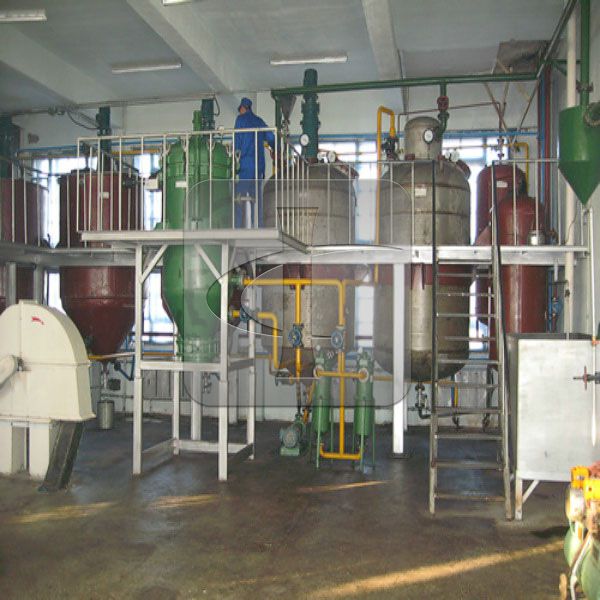 Deacidification process of sunflower oil